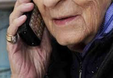 Meda – Si fingono impiegati di banca e truffano un anziano: denunciati dai CC