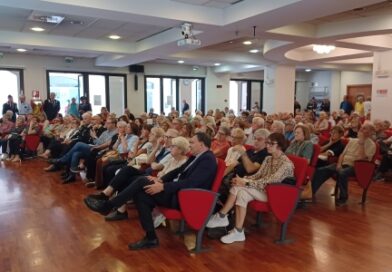 Grande interesse dei cittadini per l’incontro “Basta truffe” organizzato dalla A.N.Carabinieri