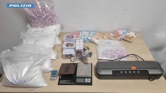Seregno – Gli trovano in casa 10 kg di droga: arrestato dalla Squadra Mobile