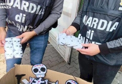 Meda- La GdF  sequestra 45mila prodotti non sicuri in un emporio